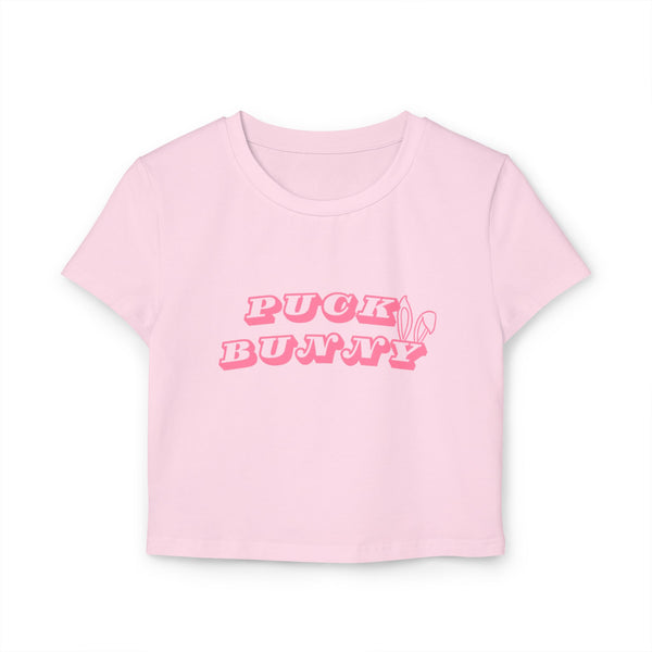 Puck Bunny Women's Hockey Fan Cropped Tee